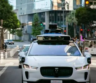 Waymo запускає тестову програму роботаксі в Лос-Анджелесі
