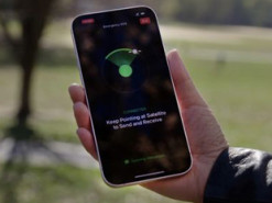 SpaceX хоче заборонити Apple використовувати частоти для супутникового звʼязку