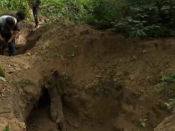 На Київщині натрапили на велетенський могильник літаків, які в СРСР порізали, щоб не платити за лендліз