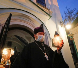 Онлайн-богослужіння на Великдень подивилися понад 9 млн українців
