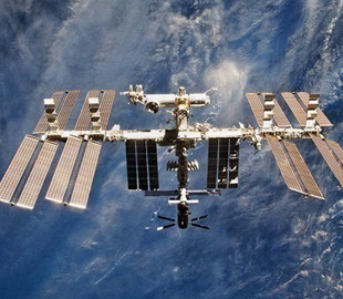 Маск закликав повернути з орбіти МКС