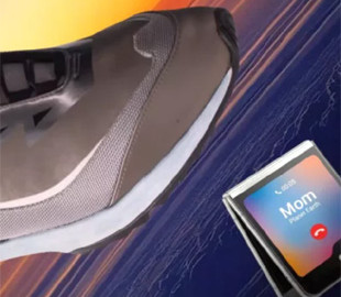 Samsung випустила «розумні» кросівки для керування смартфоном рухом ніг