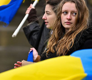 Украинцы в Швейцарии работают в ресторанах и IT-отрасли. Сколько можно заработать в стране