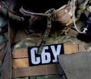 СБУ викрила схему крадіжки коштів під час покупок в інтернеті