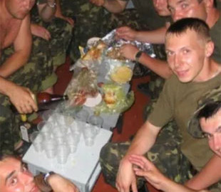 У Росії почали скаржитися на "добровольців": грабують, чіпляються і розпивають алкоголь