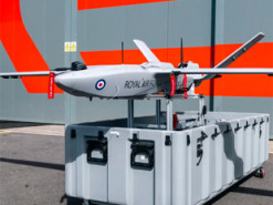 Британські розробники представили новітній дрон StormShroud з вбудованою системою РЕБ