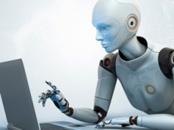 Китайцы просадили $155 000 000 на общение с ботами, думая, что те реальные девушки