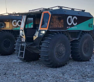 Військовим у Гренландії представлять українські амфібійні всюдиходи SHERP