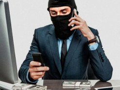 Телефонна розмова з "працівником кіберполіції" коштувала жінці 20 тисяч гривень