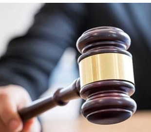 Жительку Закарпаття оштрафували через коментар у Facebook про "анцихристів"