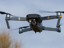 Україна викуповує 60% всього світового виробництва дронів Mavic — прем'єр-міністр