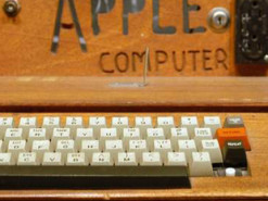 Що продали Джобс і Возняк, щоб профінансувати створення свого першого комп'ютера