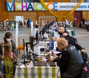 Не тільки виплати і житло. Які права українців у Європі під час війни