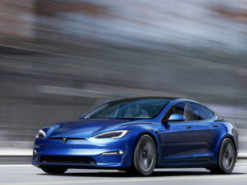 Tesla Model S прошла четверть мили за рекордное время