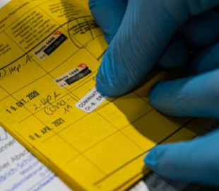 Ошибки в COVID-сертификатах: в Минздраве объяснили, как исправить или внести данные в документ