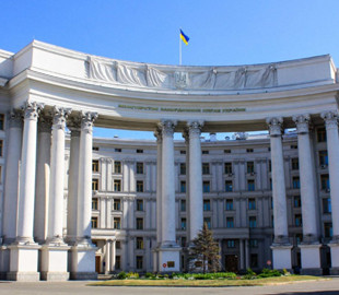 РФ продовжує поширювати дезінформацію про зброю масового знищення в Україні