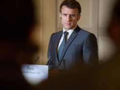 Макрона обурила відмова Facebook видалити фейкове відео з держпереворотом у Франції