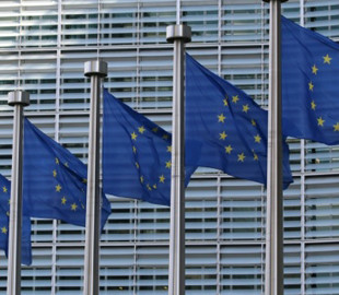 ЄС планує побудувати до семи гігафабрик штучного інтелекту