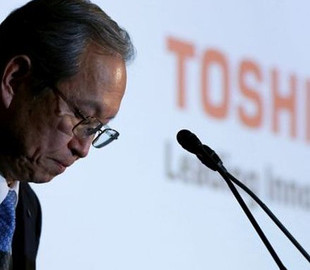 Глава Toshiba предупредил о рисках приватизации компании вместо реструктуризации