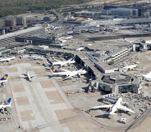 Дрони завдають збитків: авіакомпанії у Німеччині закликали збивати БпЛА над аеропортами