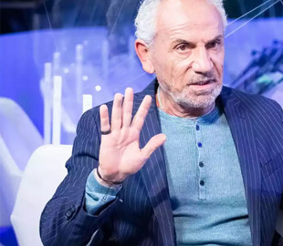 Шустер назвав «непоправною втратою» вихід Ахметова з медійного бізнесу