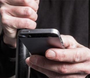 Правоохранители разоблачили двух заключенных колонии в онлайн-мошенничестве