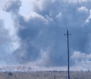 Аж вікна задрижали: жителів півночі Криму налякали гучні вибухи