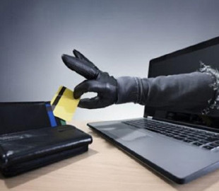 Жінка хотіла продати речі в інтернеті, але  втратила 57 тисяч гривень