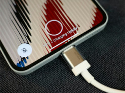 Смартфон без світла — що вимкнути, щоб батарея трималась довше