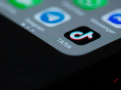 Албанія скасовує заборону на TikTok