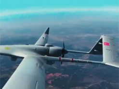 Турецькі розробники представили новітній бойовий дрон Bayraktar TB2T-AI