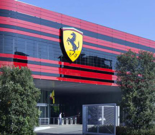 Компанія Ferrari оголосила рекордне відкликання суперкарів