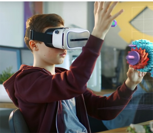 Sony показала компактные очки виртуальной реальности