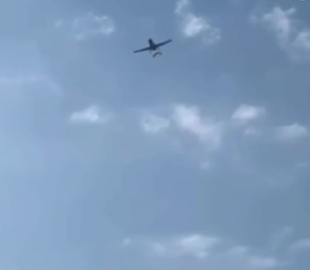 В Росії дрони атакували буксир та баржу: перші подробиці