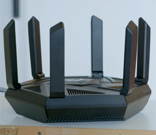 Як правильно розташувати антени роутера, щоб Wi-Fi був сильнішим