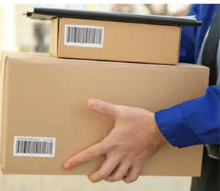 Жінка намагалася відправити «Новою поштою» в Європу частину російського дрона: як її покарали