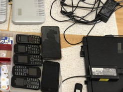 Правоохоронці викрили ботоферму, яка створювала фейкові профілі у мережі