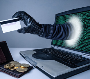 Українцям продають фальшиві водійські права: як шахраї виманюють гроші