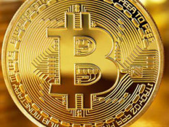 Цена биткоина обновила двухмесячный максимум, вернувшись к отметкам выше $9000