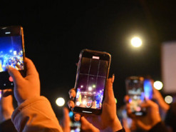 Глава Nokia передбачив зникнення смартфонів до 2030 року: що їх замінить