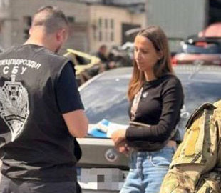 Харківська блогерка, яку заарештували за підозрою в контрабанді, вийшла з СІЗО