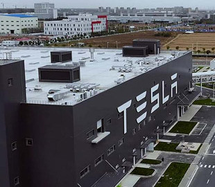 Tesla первой уже в июле получит никелевые аккумуляторы LG Chem