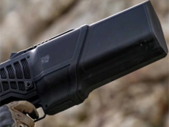 Австралійські розробники представили нову антидронову рушницю DroneGun Tactical