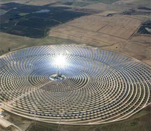 Китай зводить найбільшу сонячну електростанцію у світі