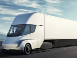 Объявлена дата старта производства электрогрузовика Tesla Semi