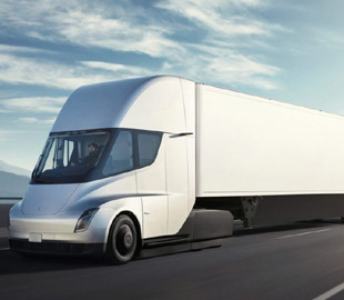 Объявлена дата старта производства электрогрузовика Tesla Semi
