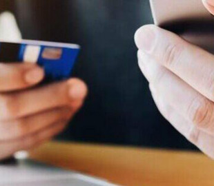 Чоловік втратив 9 тисяч гривень, купуючи шини онлайн