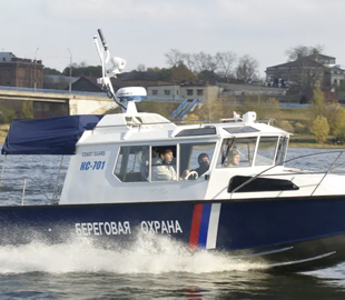 Розвідка атакувала два катери росіян у Криму