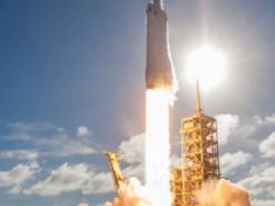 "Водопровод" для лунной базы. SpaceX запустит на Луну аппарат NASA для поиска воды и льда