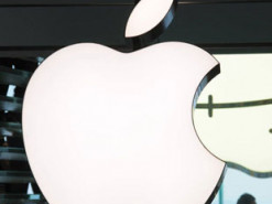 Apple в Украине: чистка серого рынка "айфонов" началась